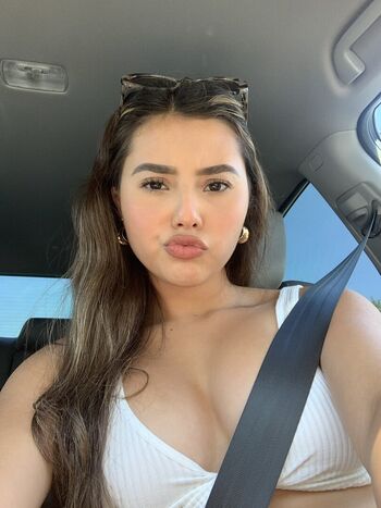 Gisselle Next Door