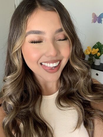 Gisselle Next Door