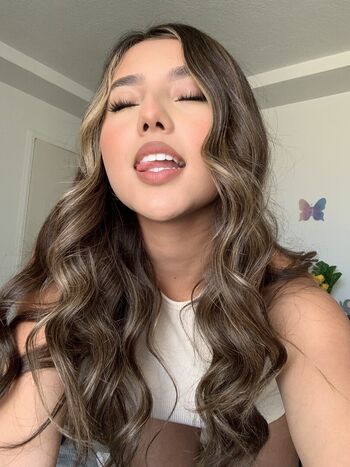 Gisselle Next Door