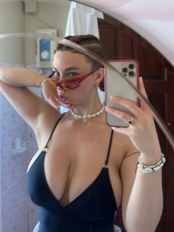 Gita Mollema Leaked Nude OnlyFans (Photo 25)