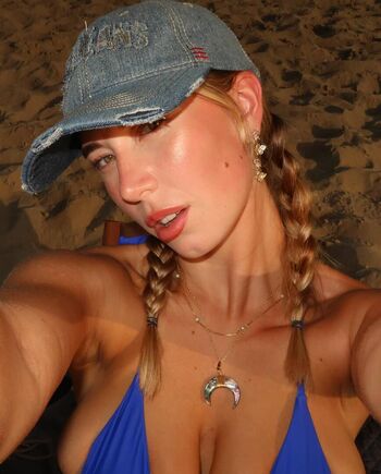 Gita Mollema Leaked Nude OnlyFans (Photo 27)