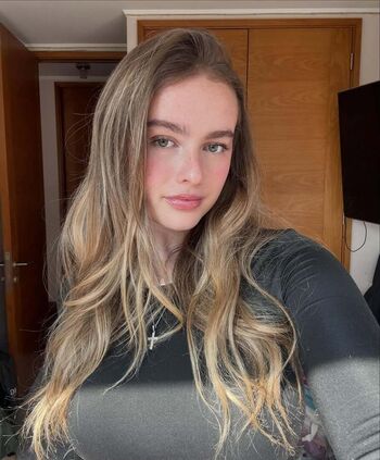 Giulia Inostroza Leaked Nude OnlyFans (Photo 26)