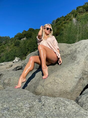 Gloria Legs