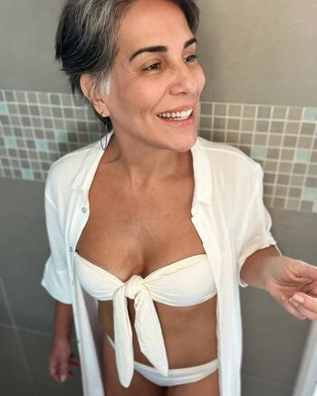 Gloria Pires Leaked Nude OnlyFans (Photo 10)