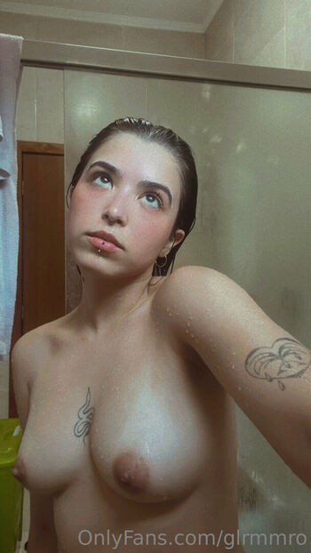Glrmmro Leaked Nude OnlyFans (Photo 27)