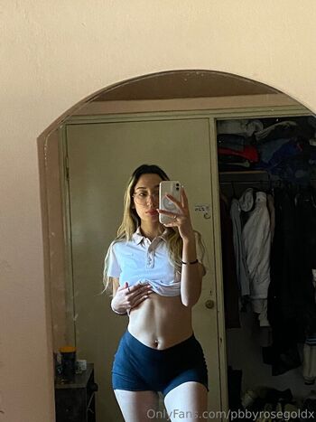 goddess_sarax
