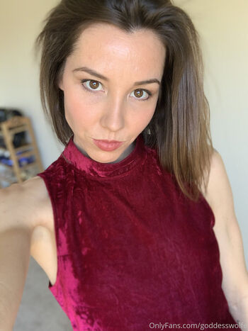 Goddess Wolfe Leaked Nude OnlyFans (Photo 23)