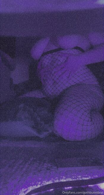 gothbunnibrat