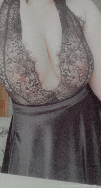 gothbunnibrat Leaked Nude OnlyFans (Photo 13)
