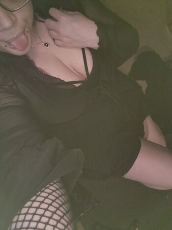 GothMommy666 Leaked Nude OnlyFans (Photo 3)