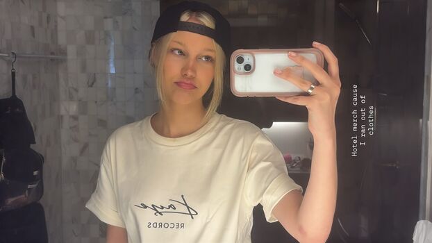 Grace VanderWaal