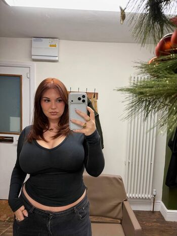 gracesutcliffe Leaked Nude OnlyFans (Photo 20)