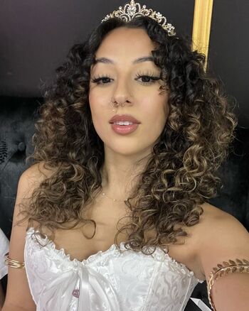 GroovyMya