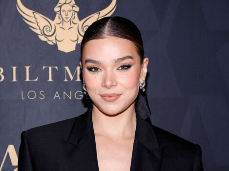 Hailee Steinfeld