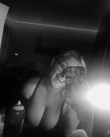 Hailey Higgins Leaked Nude OnlyFans (Photo 16)