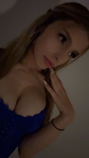 Hailey Phillips Leaked Nude OnlyFans (Photo 15)