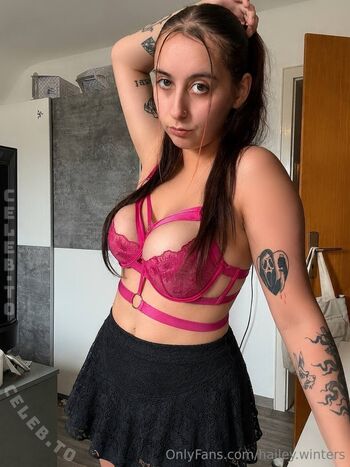 Hailey Winters Leaked Nude OnlyFans (Photo 5)