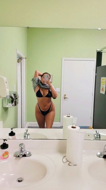 hailsdanielle Leaked Nude OnlyFans (Photo 6)