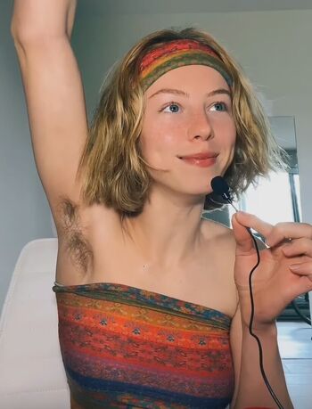 Hairy Women Leaked Nude OnlyFans (Photo 2061)