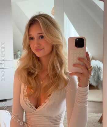 Hanna Jensen Leaked Nude OnlyFans (Photo 1)