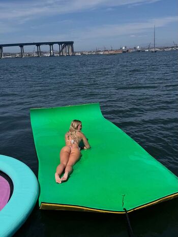 Hannah Fields Leaked Nude OnlyFans (Photo 7)