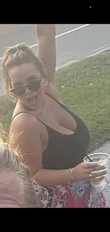 Hannah H Leaked Nude OnlyFans (Photo 13)