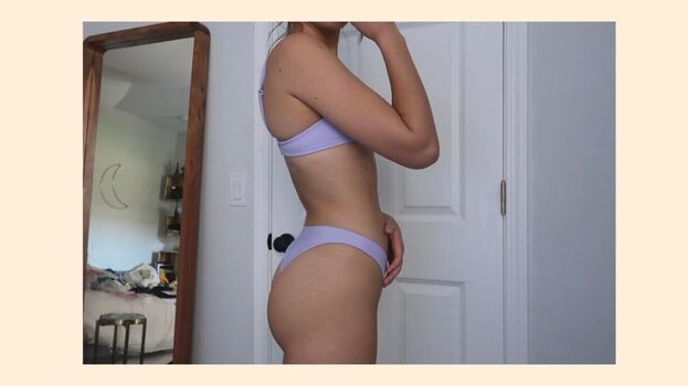 Hannah Meloche Leaked Nude OnlyFans (Photo 8)