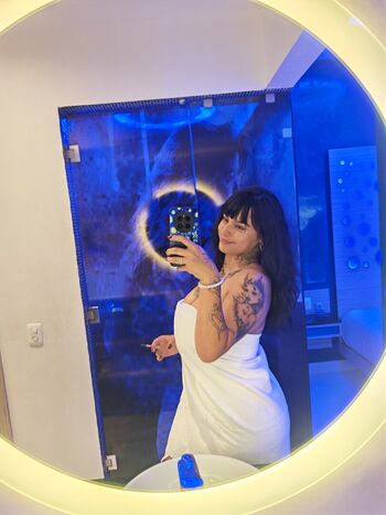 hannialozz Leaked Nude OnlyFans (Photo 2)
