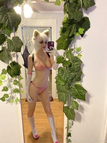 Hannuh Leaked Nude OnlyFans (Photo 30)