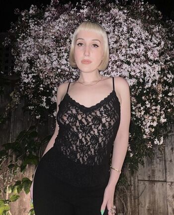 Harley Quinn Smith Leaked Nude OnlyFans (Photo 49)