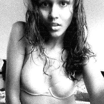 Hashini Guruge Leaked Nude OnlyFans (Photo 11)
