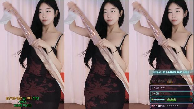 Haxxnini Leaked Nude OnlyFans (Photo 15)