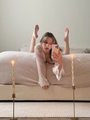 hdnchloe Leaked Nude OnlyFans (Photo 4)