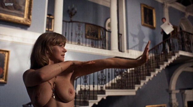 Helen Mirren Leaked Nude OnlyFans (Photo 14)