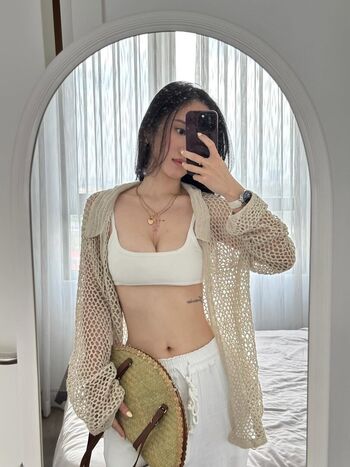 Helen Ngo
