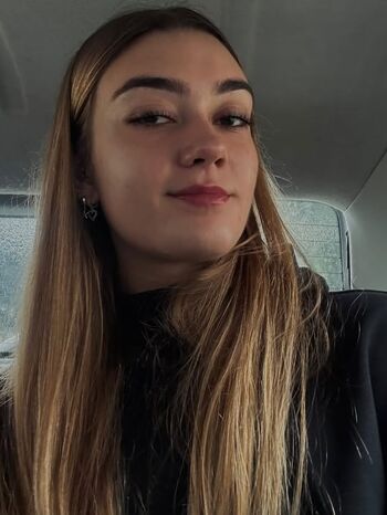 Helena Wenk Hoengen Leaked Nude OnlyFans (Photo 5)