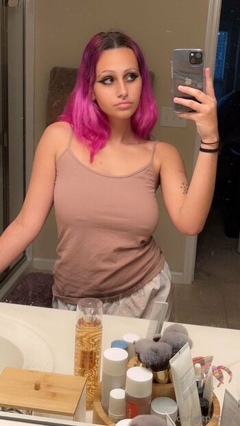 hell0kittywh0re777