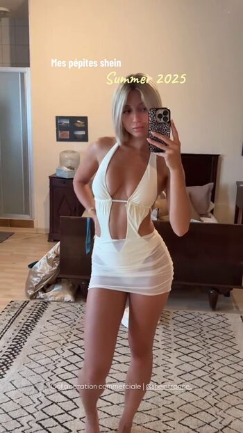 Hello__iris Leaked Nude OnlyFans (Photo 27)