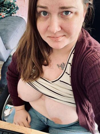 HelloNurse86 Leaked Nude OnlyFans (Photo 4)