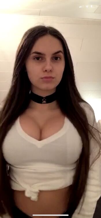 Hellozoey_ Leaked Nude OnlyFans (Photo 2)