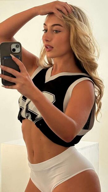 Heloise Hut Leaked Nude OnlyFans (Photo 732)