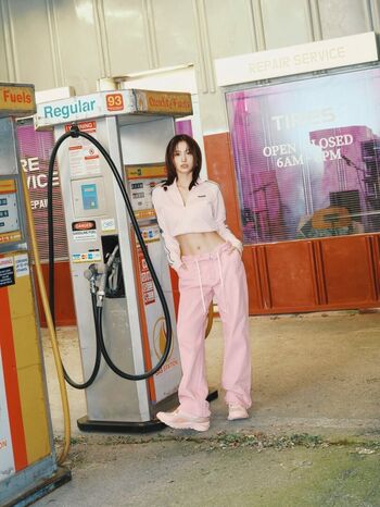 Hirai Momo Leaked Nude OnlyFans (Photo 30)