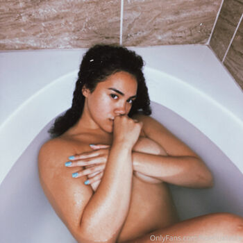 hoehuxtable Leaked Nude OnlyFans (Photo 21)