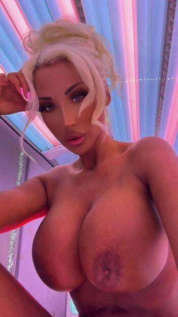 Holly Deacon Leaked Nude OnlyFans (Photo 9)