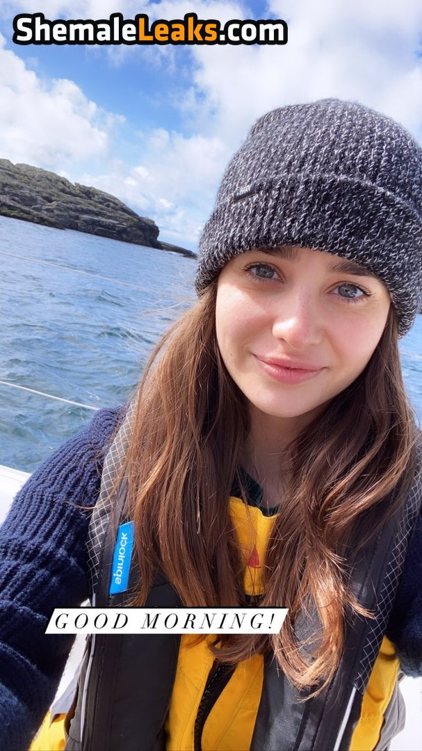 Holly Earl / earlisthename / hollyearl__ Leaked Nude OnlyFans (Photo 4