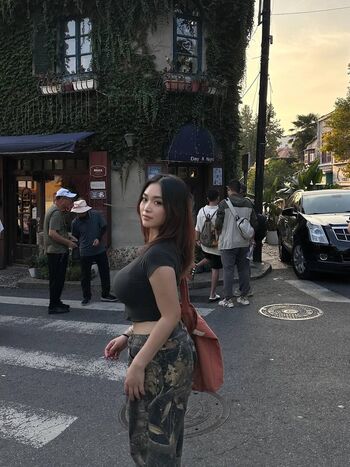 holly_shu_