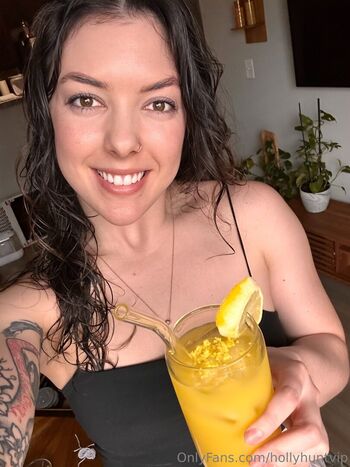 hollyhuntvip