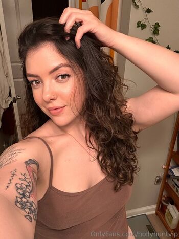 hollyhuntvip