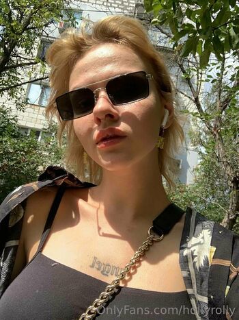 hollyrolly Leaked Nude OnlyFans (Photo 4)
