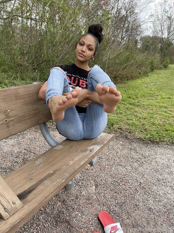 honeydewbby